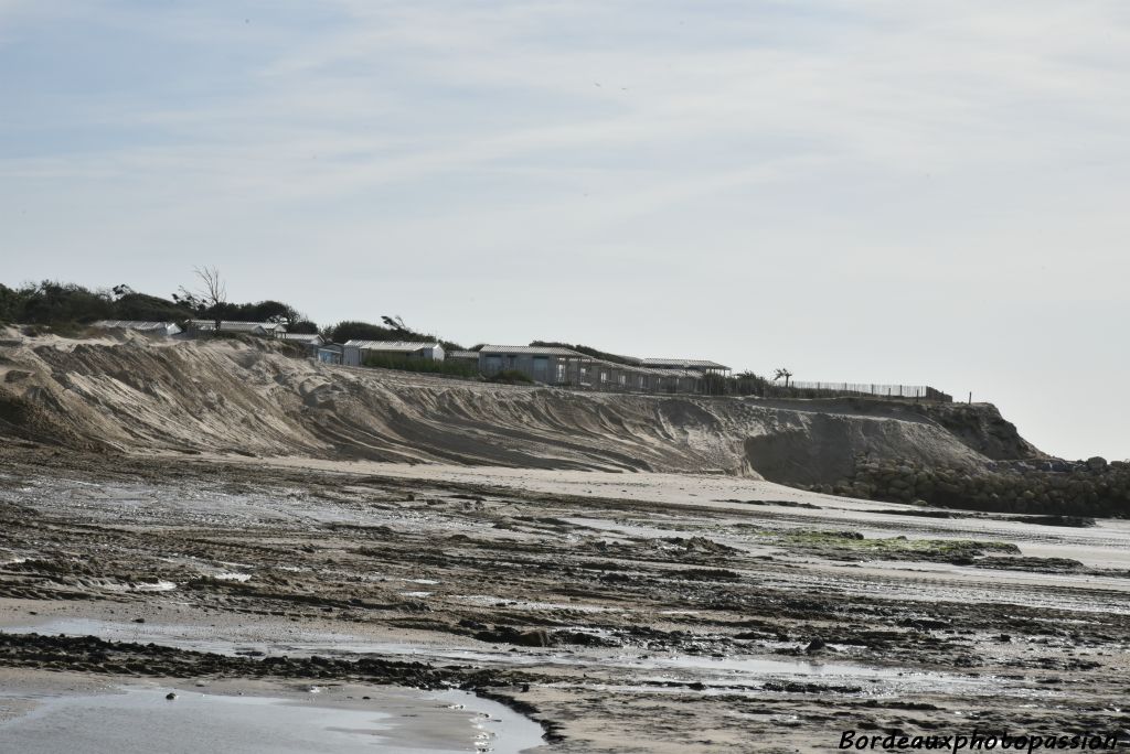 Ralentir l'érosion, c'est le but du rechargement en sable des plages sud à Soulac.